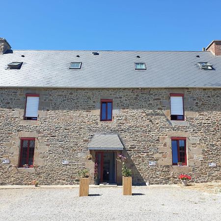 Chambres De Villee Saint-Georges-de-Gréhaigne Eksteriør billede