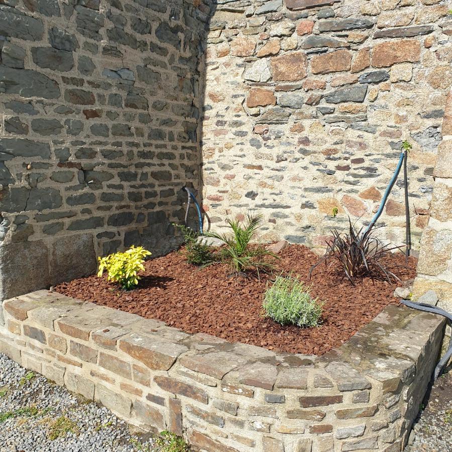 Chambres De Villee Saint-Georges-de-Gréhaigne Eksteriør billede