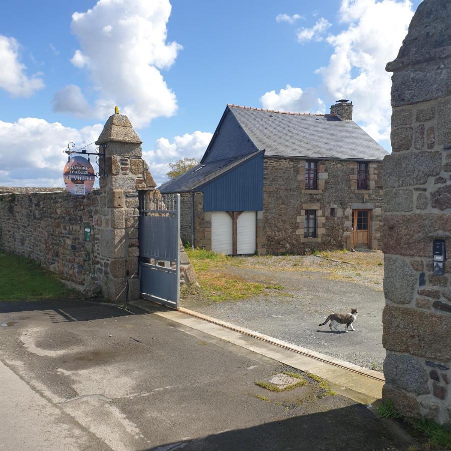 Chambres De Villee Saint-Georges-de-Gréhaigne Eksteriør billede